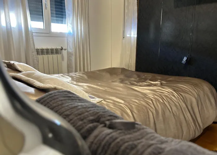 Oriente River By Paula Vaz Lejlighed