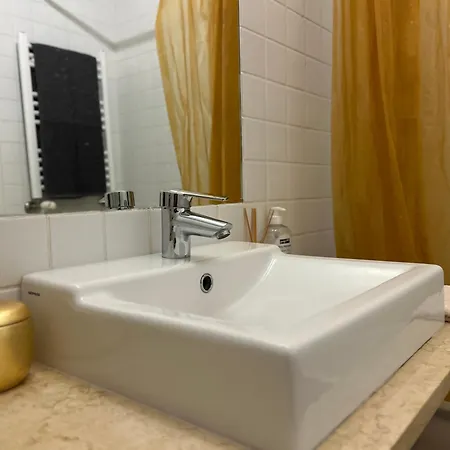 Oriente River By Paula Vaz * ליסבון